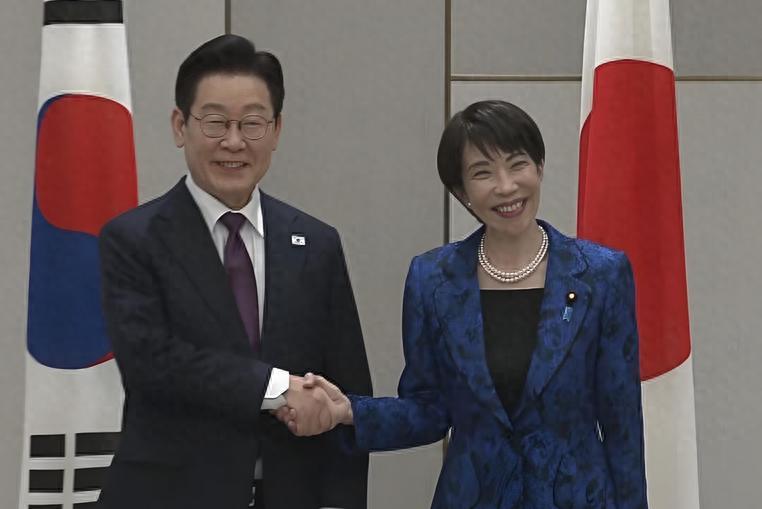 杏彩体育-李在明面见高市，绝口不提日本扩军，还问了个和中国相关的要求