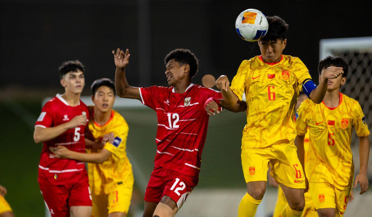 杏彩体育官方网站-国足1-2输日本仅一夜，拿3分也能出线，U17亚洲杯积分榜更新排名