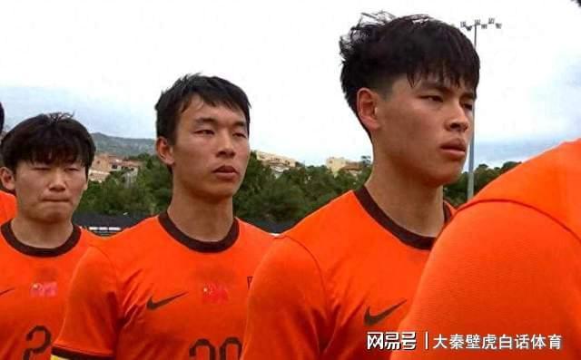 杏彩体育官方网站-0-3崩盘！中国男足1-0爆冷沙特仅2天，被打回原形？争冠又难了！